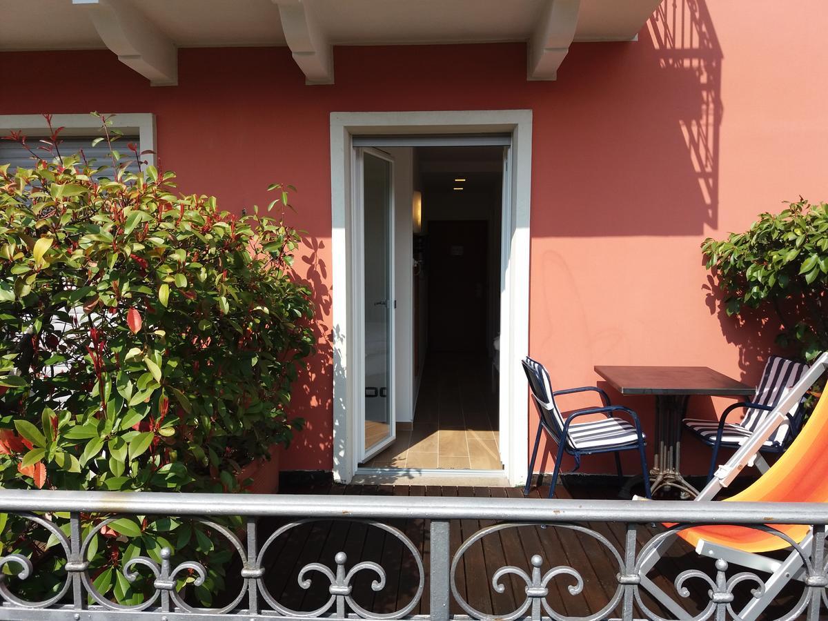 Hotel Sole Holiday Arco Bagian luar foto